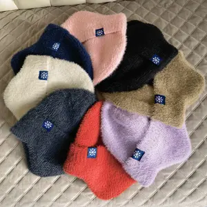 Inverno caldo all'aperto in maglia di lana cappello cappello in pile invernale con paraorecchie da sci Slouchy cappello invernale per le donne all'ingrosso