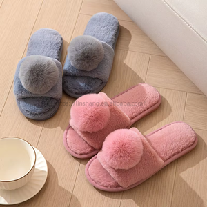 Mignonnes pantoufles en peluche chaudes d'hiver pour femmes, à bout ouvert, pour l'intérieur et l'extérieur - Product Image 3
