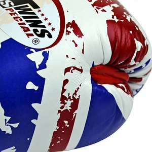 Dernier modèle de gants de sparring en cuir pour Muay Thai et Kickboxing, imprimés numériquement, avec logo personnalisé, pour entraînement professionnel d'arts martiaux et MMA - Product Image 4