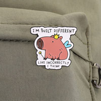 Épinglette fantaisie Capybara avec slogan amusant, badge en émail, ornement métallique inspiré des éléments féériques pour veste, manteau en jean, sac en toile
