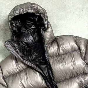 Giacca Invernale Imbottita Personalizzata in Nylon e Poliestere con Zip e Cappuccio, Cappotto Puffer Caldo da <span class=keywords><strong>Uomo</strong></span> - Product Image 3