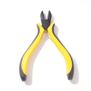 ชุดคีมทำเครื่องประดับจากโรงงานโดยตรง ขนาด 4.5 นิ้ว คีมปากแหลม ด้ามจับสีเหลืองดำ ทำจากสแตนเลส สำหรับงาน DIY และงานฝีมือ - Product Image 3