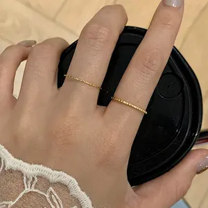 Minimalist Titanium Steel 18K Gold Finger Jewelry Ladies Classic Style Thin Ring