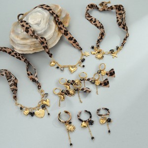 Женское колье с леопардовым принтом - Product Image 4