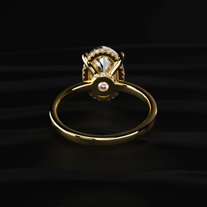 แหวนหมั้นแบบพรีเมียมดีไซน์โรแมนติกประดับด้วยพลอยเม็ดกลางที่เปล่งประกายสวยงาม เหมาะสำหรับผู้หญิงสวมใส่ในชีวิตประจำวัน - Product Image 5