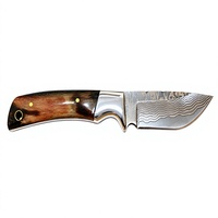 Couteau de chasse et de camping en acier Damas, lame à pointe tombante, bord biseauté, manche en corne de mouton + renfort en acier, utilitaire extérieur, DIY