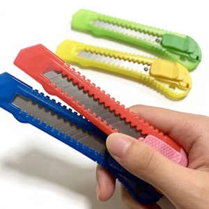 Wholesale Multifunction 18mm Colored Plastic Stationery Paper Cutter Utility <b>Knife</b> with Custom OPP Bag - Product Image 5