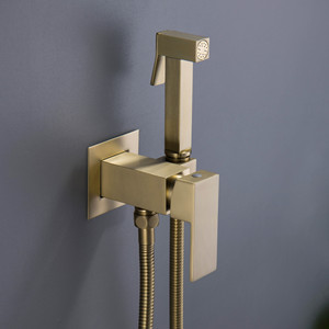 Настенный латунный смеситель для биде - Product Image 2