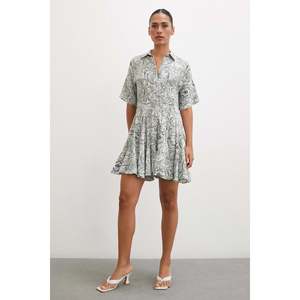 Robe midi boutonnée Mango, couleur kaki, col à revers, coupe trapèze, tissu tissé respirant, robe décontractée pour tous les jours - Product Image 6