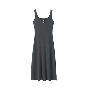 Robe longue maxi en maille boutonnée à col carré et bretelles Happy Plus, taille haute, gris naturel, grande taille pour femme - Product Image 3