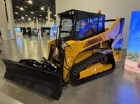 Chargeuse compacte ST230V 4,7 tonnes - Direct usine, économique, en stock, capacité de 1100 kg