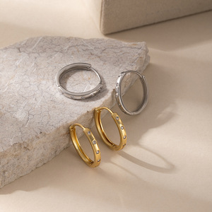 Boucles d'oreilles créoles en alliage de zinc blanc, serties de griffes circulaires, pour femmes, bijoux tendance - Product Image 3
