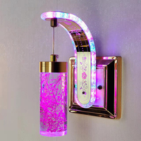 Applique murale moderne créative en acrylique avec fleurs séchées, petite lampe murale LED élégante pour chambre à coucher, salon, éclairage décoratif