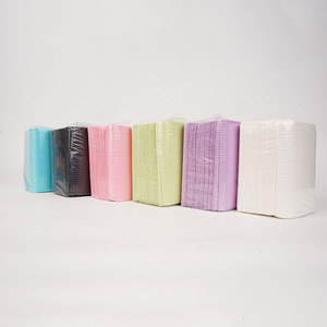 แผ่นรองซับฉี่แบบใช้แล้วทิ้ง ขนาด 33x45 ซม. 20 ชิ้น สีสันสดใส สำหรับผู้ใหญ่ ใช้ครั้งเดียว - Product Image 1