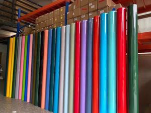 Pellicola Adesiva Nera Opaca Effetto Cristallo Lucido per Auto, Adesivi per Carrozzeria, Pellicola Protettiva per Wrapping Auto - Product Image 5