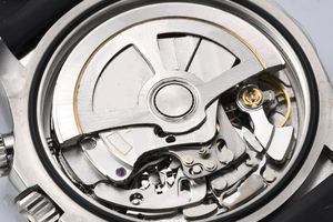 El Nuevo Reloj Está en Color Gris Cemento, Está Equipado con el Movimiento Mecánico Proprietario 4131 Más Estable - Product Image 6