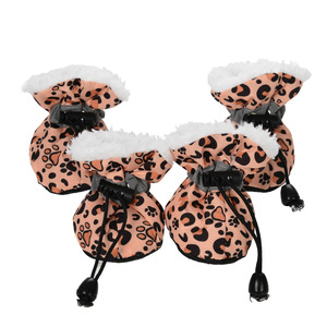 Zapatos de Invierno para Perros Pequeños, Diseño de Leopardo y Huellas, Forrados de Felpa, Cálidos, Antideslizantes, Calcetines para Interiores - Product Image 4