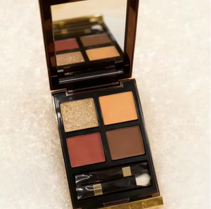 Cosméticos profesionales de lujo al por mayor: sombra de ojos, rubor, corrector y perfume. Se dispone de un gran stock para asignación. - Product Image 5