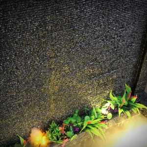 Fuente de agua de pie estilo europeo con luces LED para decoración interior y exterior, ideal para sala de estar y paisajismo. - Product Image 3