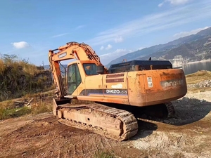 Excavadora de Orugas Doosan Dx 420 Usada de 42 Toneladas Importada de Corea, Modelo 2020, 90% Nueva con Motor de 11L y Bomba - Product Image 4