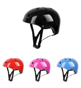 Enfants Patinage À Roulettes Casque De Sécurité Équilibrage Scooter Planche À Roulettes Patins À <span class=keywords><strong>Glace</strong></span> Équipement De Protection Ensemble - Product Image 6