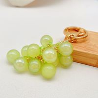 Schattig acryl UV-geprint bubbel-jelly druiven sleutelhanger realistische fruit hanger auto sleutel tas charme