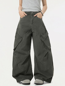 Pantalon cargo en toile vintage délavée unisexe, multi-poches, texturé, déstructuré, jambe large, décontracté, utilitaire, pour un look audacieux - Product Image 4