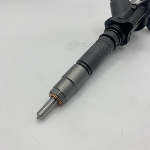 Injecteur de carburant Senwitt 0445120048 pour moteur 4M50, assemblage Common Rail - Product Image 1
