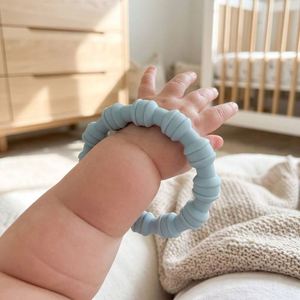Nueva Pulsera de Silicona de Grado Alimenticio para Bebés, Suave, para la Dentición, Mejora la Concentración, Apta para Bebés de 1 a 12 Meses - Product Image 4