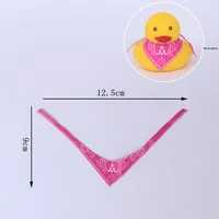 Petit canard jaune accessoires chapeau écharpe lunettes voiture jouet idéal pour les jouets promotionnels