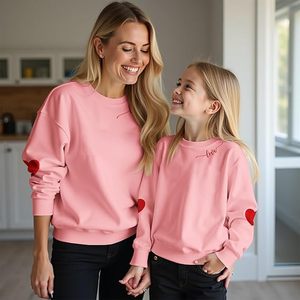 Mamá <span class=keywords><strong>y</strong></span> yo Día de San Valentín Mamá <span class=keywords><strong>y</strong></span> bebé <span class=keywords><strong>Sudadera</strong></span> a juego Amor <span class=keywords><strong>y</strong></span> Carta Conjunto de mamá e hija - Product Image 6