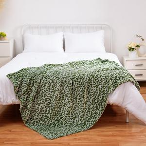 Venta al por mayor, mantas <span class=keywords><strong>de</strong></span> cama con estampado <span class=keywords><strong>de</strong></span> leopardo, forro polar, acogedor, sillón, <span class=keywords><strong>manta</strong></span>, silla, estampado, franela, <span class=keywords><strong>manta</strong></span> acogedora - Product Image 5