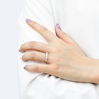 Bague en argent sterling S925, base élégante, bague tendance pour femme avec incrustation de zircon en forme de cœur, placage rhodium, cadeau élégant pour les filles