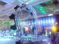 Estructura de Aluminio Circular Curvada para Escenarios de Fiestas, DJ y Bodas
