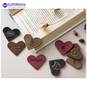 Marque-pages en similicuir gravables au laser en forme de cœur pour coins de <span class=keywords><strong>page</strong></span>, mignons et promotionnels - Product Image 2