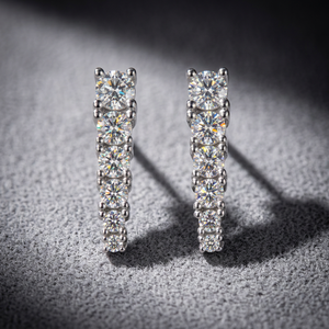 Boucles d'oreilles tendance en argent sterling Karats pour femme, avec perles d'eau douce et moissanite, serties en clos, 2,5g, design géométrique, à crochet - Product Image 4