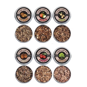 Fumoir électrique rechargeable avec copeaux de bois fruités, idéal pour la préparation de whisky, de vin rouge et de cocktails - Product Image 4