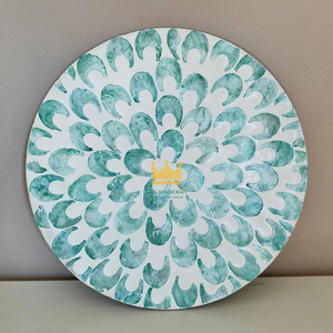 Plato de Presentación Moderno y Ecológico con Incrustaciones de Nácar de Madreperla de Alta Calidad de Vietnam, Mantel Individual Hecho a Mano para Mesas de Comedor Elegantes - Product Image 3