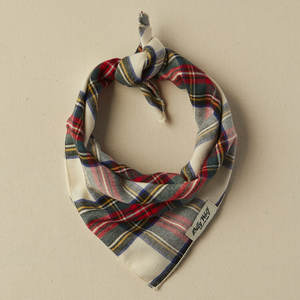 Accessoires de vêtements personnalisés pour chiens Bavoirs en coton pour animaux de compagnie Écharpe tartan toutes saisons Accessoires de style classique pour chats et chiens - Product Image 5