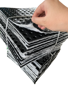 Planche <span class=keywords><strong>de</strong></span> drainage <span class=keywords><strong>avec</strong></span> isolation thermique et géotextile pour l'étanchéité sous le sol - Product Image 5