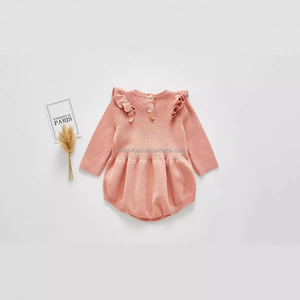 D1237 Combinaison unie pour bébés garçons à petites manches volantées 100% Coton, Article très demandé, En promotion - Product Image 3