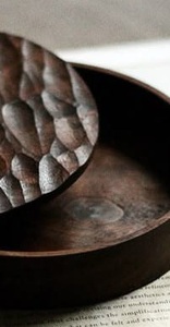 กล่องไม้ทรงกลมทำด้วยมือพร้อมฝาปิดพื้นผิวสไตล์วินเทจเก็บของทำด้วยมือและบรรจุภัณฑ์ของขวัญแต่งงาน - Product Image 4