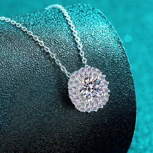Collier pendentif échelle de luxe en argent pur S925 entièrement serti de moissanite, bijoux de mariage pour femme, personnalisation, vente en gros - Product Image 3