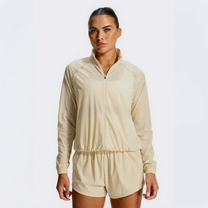 Ensemble veste coupe-vent légère zippée et short pour femme, vêtements de sport décontractés, ensemble de survêtement deux pièces pour femme - Product Image 1