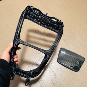 สำหรับรถยนต์ E Class W213 S213 A238 C238 ปี 2019-2021 ชุดแต่งภายใน 2 ชิ้น แผงคอนโซลกลาง ABS สำหรับเปลี่ยน - Product Image 6