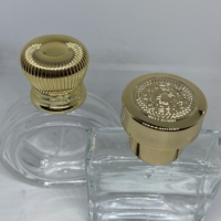 Personnalisable en gros luxe zamac bouchon pour parfum parfum bouchon de bouteille or métal alliage de zinc bouchon de parfum
