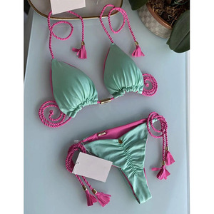 Maillot de bain à impression rétro de haute qualité avec logo personnalisé ensemble de bikini deux pièces vêtements de plage fitness pour filles