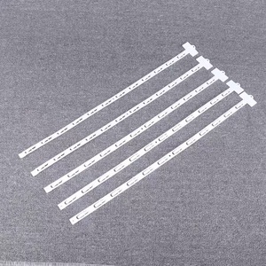 Plastic Injection <b>Clip</b> Strip for Hanging Goods Display Pp Material 12 <b>Hooks</b> Supermarket Retail Strips - Product Image 1