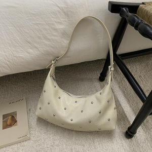 Bolso de Mano Pequeño Vintage para Mujer, Versátil y Moderno, Bolso de Hombro y Axila con Diseño Exclusivo con Tachuelas, Tipo Cubo - Product Image 2