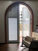 Le projet le plus haut de gamme en Chine. Porte extérieure en verre trempé double, résistante aux chocs, en alliage d'aluminium, très vendue pour la maison.